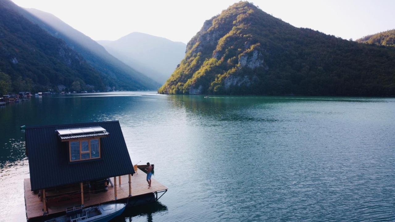 Lake House Perucac Rastiste Екстериор снимка